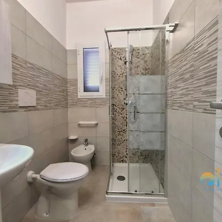Maromare Con Terrazza Vista Mare Apartamento